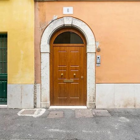 דירות ברשה L'Atelier Del Centro: Tra Design, Storia E Fascino מראה חיצוני תמונה